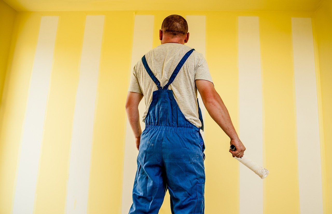 How to Strip Paint From Kitchen Cabinets