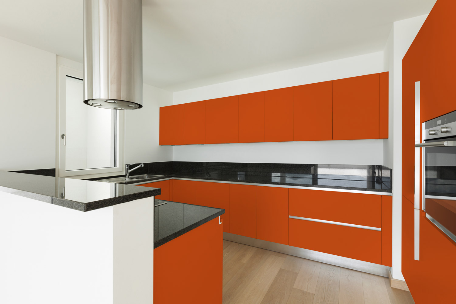 RAL 2009 Traffic Orange U-Shaped Kitchen Design