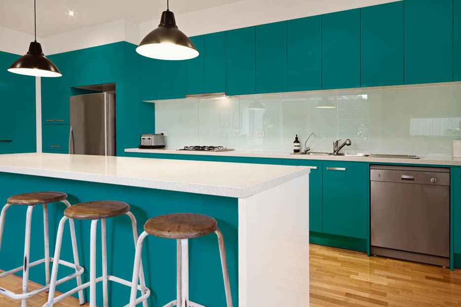 Ideas Of How To Use Turquoise In A Kitchen